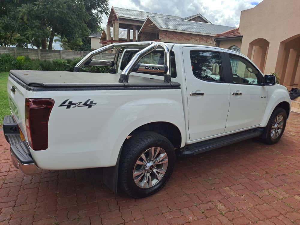 Isuzu. D-Tech Double Cab