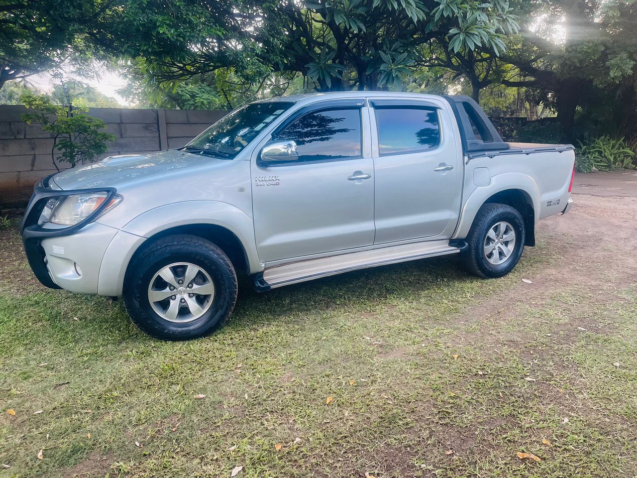 Toyota Hilux Fortuner D4D /Trailblazer